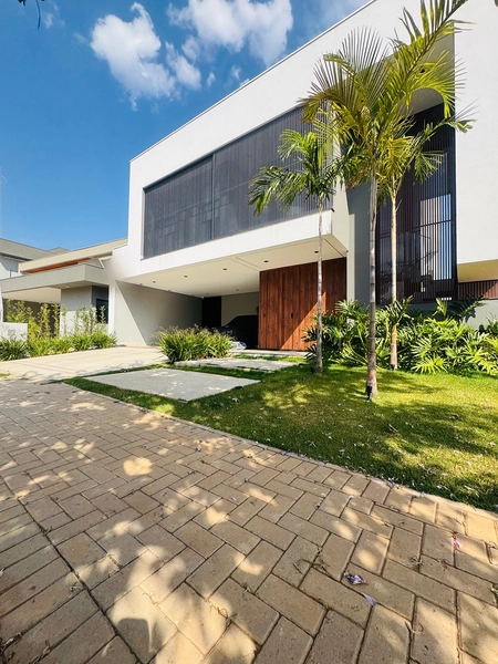 Sobrado Mobiliado e decorado de 4 Suítes no Residencial Damha IV em São Carlos/SP. : 8ª foto da galeria de imagens do imóvel