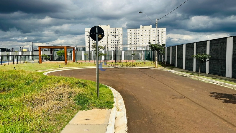 Terreno de 300m² no Condomínio Monte das Araucárias em São Carlos/SP;: 2ª foto da galeria de imagens do imóvel
