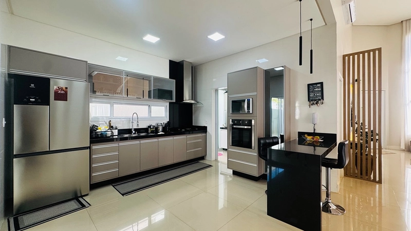 Casa de 3 suítes e Jacuzzi no Condomínio Quebec em São Carlos/SP.: 10ª foto da galeria de imagens do imóvel