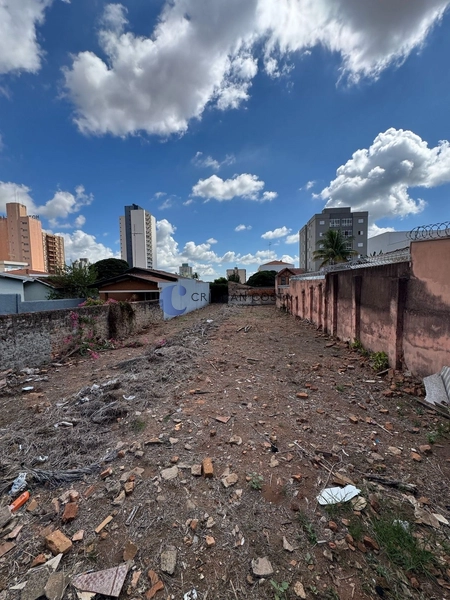 Terreno comercial e residencial de 402m² no Centro de São Carlos/SP.: 4ª foto da galeria de imagens do imóvel