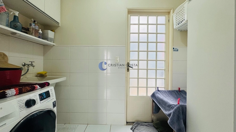 Sobrado com 3 dormitórios no bairro Planalto Paraíso em São Carlos/SP.: 9ª foto da galeria de imagens do imóvel