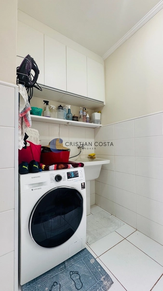 Sobrado com 3 dormitórios no bairro Planalto Paraíso em São Carlos/SP.: 10ª foto da galeria de imagens do imóvel