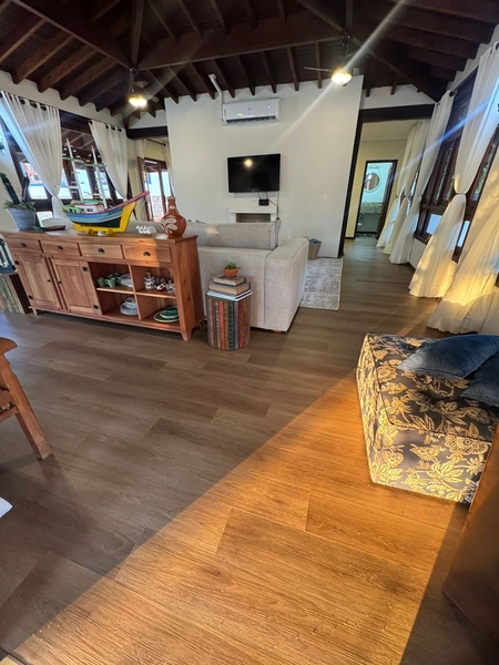 Casa de 4 Dormitórios na Represa do Condomínio Vivenda do Broa em Itirapina/SP.: 22ª foto da galeria de imagens do imóvel