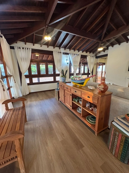 Casa de 4 Dormitórios na Represa do Condomínio Vivenda do Broa em Itirapina/SP.: 9ª foto da galeria de imagens do imóvel