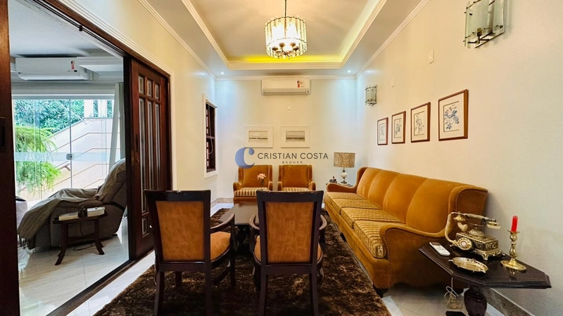 Casa de 5 dormitórios no Jardim Macarengo em São Carlos/SP.: 7ª foto da galeria de imagens do imóvel