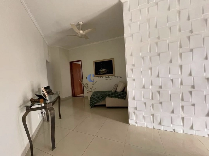Casa de 3 dorm/s e 561m² de terreno no Cond. Eldorado em São Carlos/SP: 3ª foto da galeria de imagens do imóvel