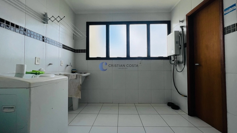 Cobertura de 3 suítes e piscina no centro de São Carlos/SP: 18ª foto da galeria de imagens do imóvel