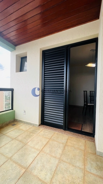 Cobertura de 3 suítes e piscina no centro de São Carlos/SP: 11ª foto da galeria de imagens do imóvel