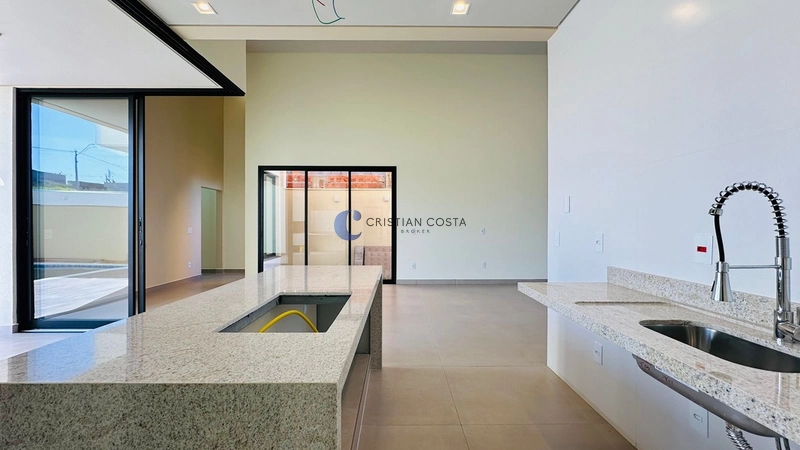 Casa de 3 dorm. e pisc. no cond. Monte das Araucárias em São Carlos/SP: 9ª foto da galeria de imagens do imóvel