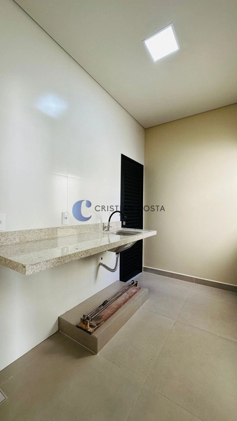 Casa de 3 dorm. e pisc. no cond. Monte das Araucárias em São Carlos/SP: 8ª foto da galeria de imagens do imóvel