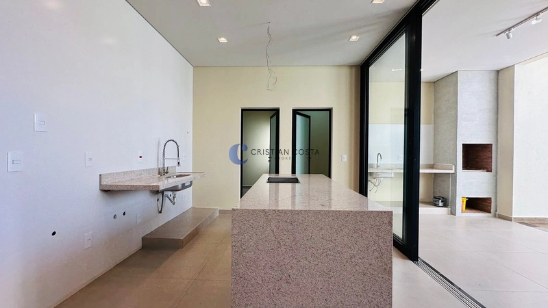 Casa de 3 dorm. e pisc. no cond. Monte das Araucárias em São Carlos/SP: 7ª foto da galeria de imagens do imóvel