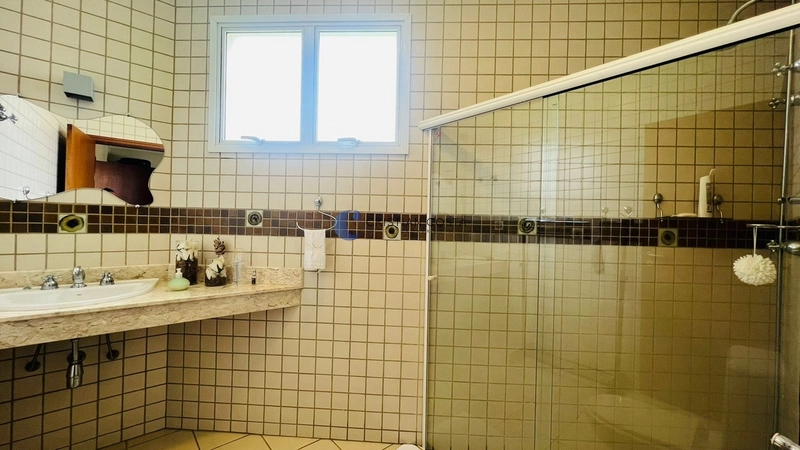 Sobrado de 5 dormitórios e piscina no cond. Damha 1 em São Carlos/SP: 27ª foto da galeria de imagens do imóvel