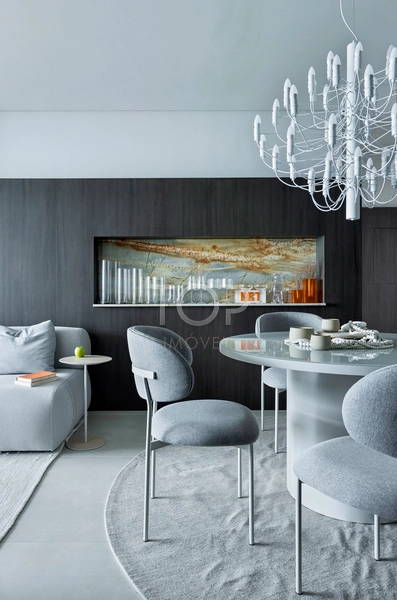 SHOWROOM EM MEIA PRAIA: 5ª foto da galeria de imagens do imóvel