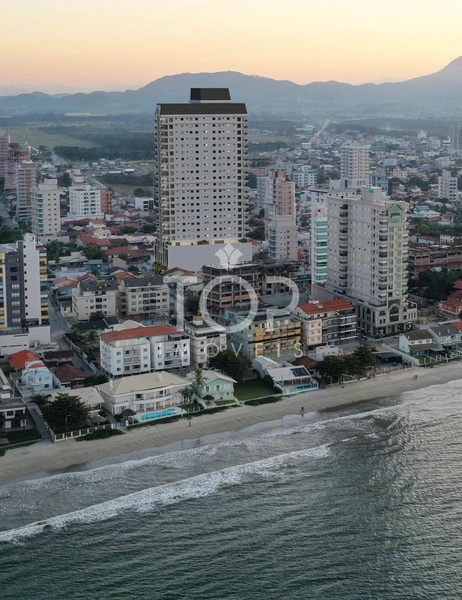 APARTAMENTO EM PORTO BELO: 20ª foto da galeria de imagens do imóvel