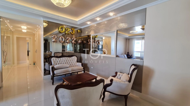 APARTAMENTO FRENTE AVENIDA ALTO PADRAO MEIA PRAIA: 5ª foto da galeria de imagens do imóvel
