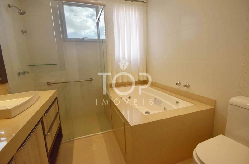 APARTAMENTO FRENTE AVENIDA ALTO PADRAO MEIA PRAIA: 26ª foto da galeria de imagens do imóvel