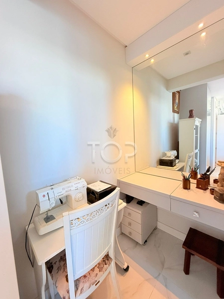 APARTAMENTO MOBILIADO EM MEIA PRAIA (ITAPEMA 4 SUITES): 6ª foto da galeria de imagens do imóvel