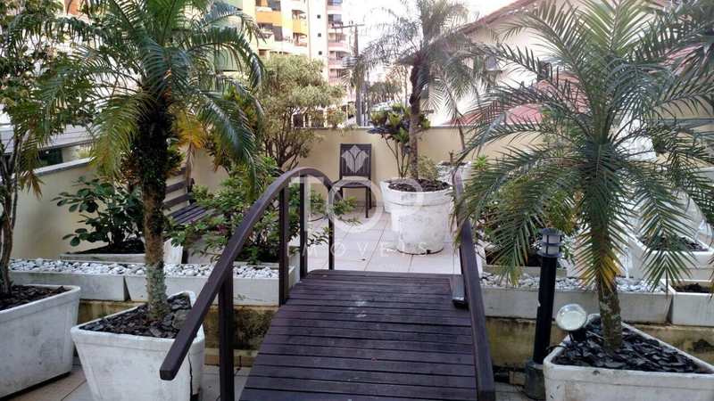APARTAMENTO COM TERRAÇO EM MEIA PRAIA: 5ª foto da galeria de imagens do imóvel