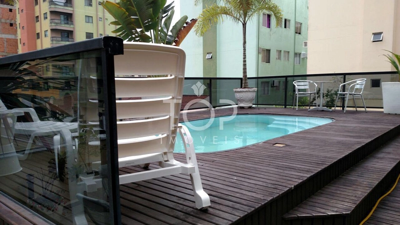 APARTAMENTO COM TERRAÇO EM MEIA PRAIA: 7ª foto da galeria de imagens do imóvel