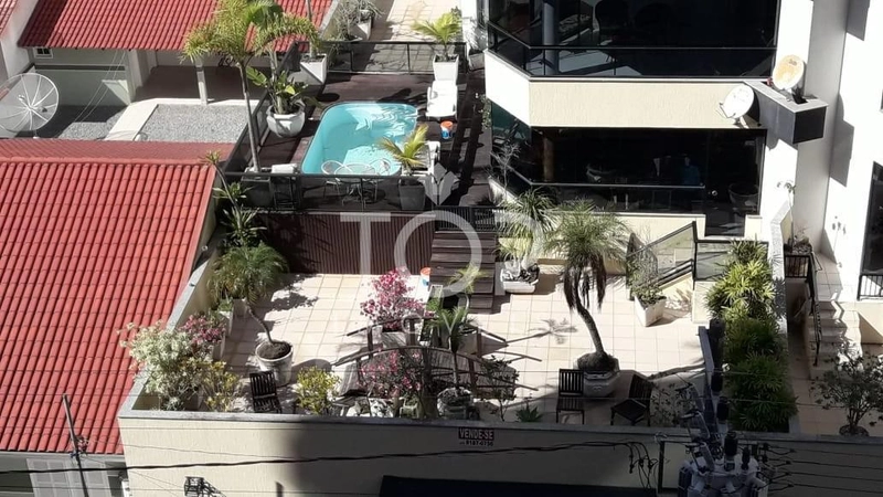 APARTAMENTO COM TERRAÇO EM MEIA PRAIA: 9ª foto da galeria de imagens do imóvel