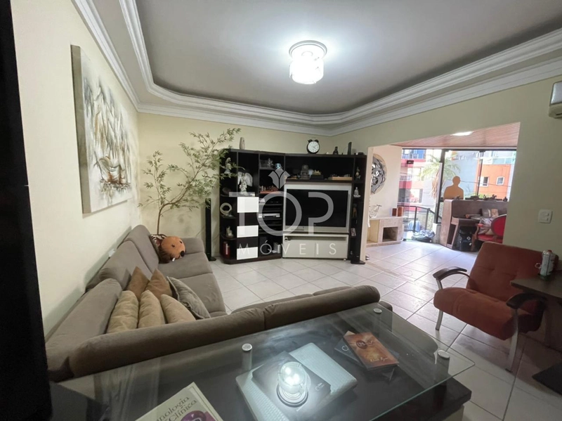 APARTAMENTO COM TERRAÇO EM MEIA PRAIA: 1ª foto da galeria de imagens do imóvel