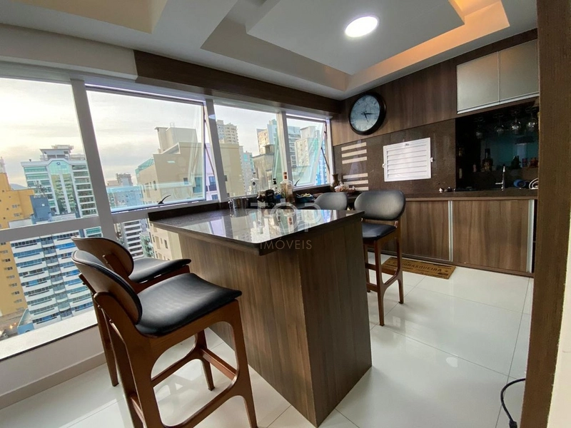 APARTAMENTO 300 METROS PRIVATIVOS!: 3ª foto da galeria de imagens do imóvel