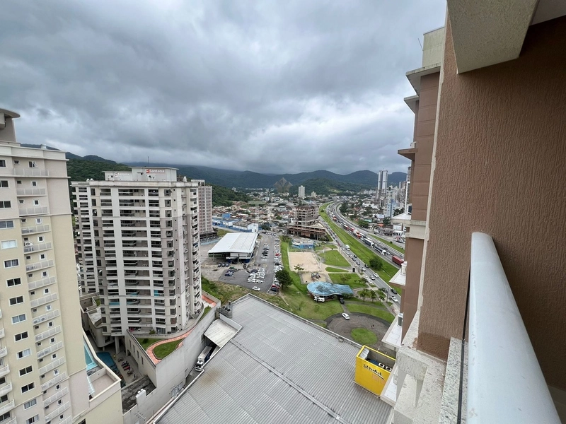 APARTAMENTO PRONTO EM MEIA PRAIA: 2ª foto da galeria de imagens do imóvel