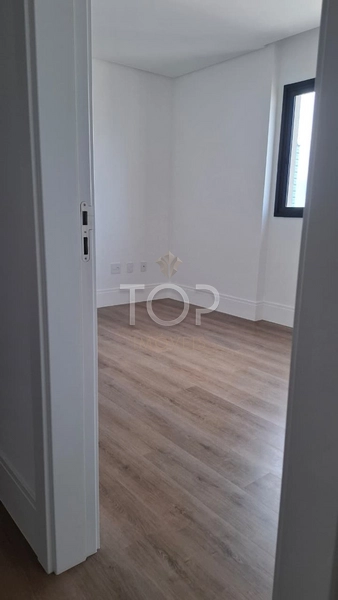 APARTAMENTO PRONTO DE ALTO PADRAO COM VISTA PARA O MAR EM MEIA PRAIA: 16ª foto da galeria de imagens do imóvel