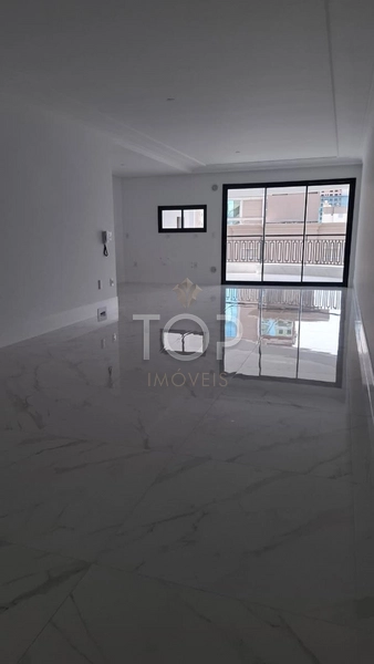 APARTAMENTO PRONTO DE ALTO PADRAO COM VISTA PARA O MAR EM MEIA PRAIA: 7ª foto da galeria de imagens do imóvel