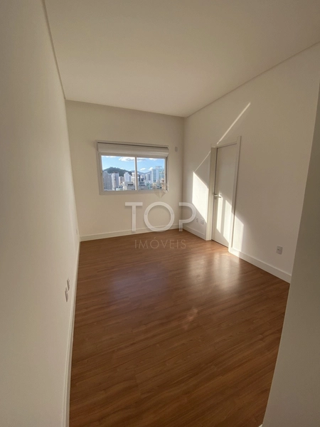 APARTAMENTO PRONTO EM MEIA PRAIA: 22ª foto da galeria de imagens do imóvel