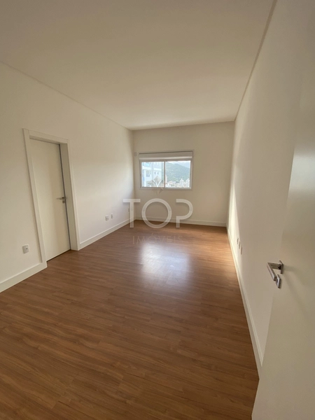 APARTAMENTO PRONTO EM MEIA PRAIA: 7ª foto da galeria de imagens do imóvel