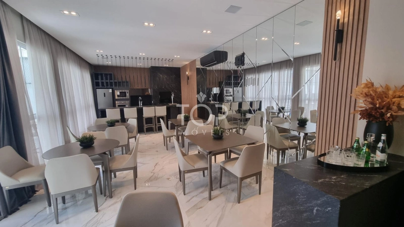 APARTAMENTO EM MEIA PRAIA: 9ª foto da galeria de imagens do imóvel