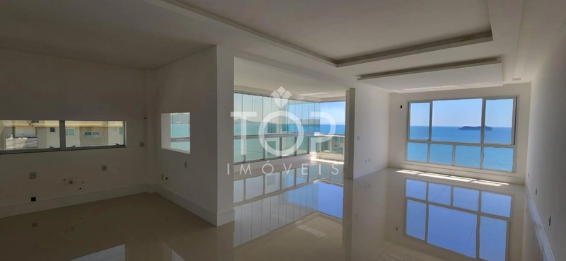 APARTAMENTO EM MEIA PRAIA: 74ª foto da galeria de imagens do imóvel