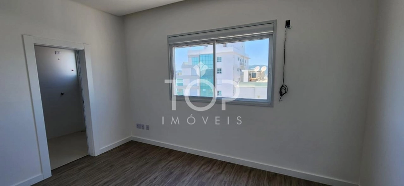 APARTAMENTO EM MEIA PRAIA: 20ª foto da galeria de imagens do imóvel