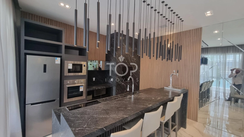 APARTAMENTO EM MEIA PRAIA: 14ª foto da galeria de imagens do imóvel