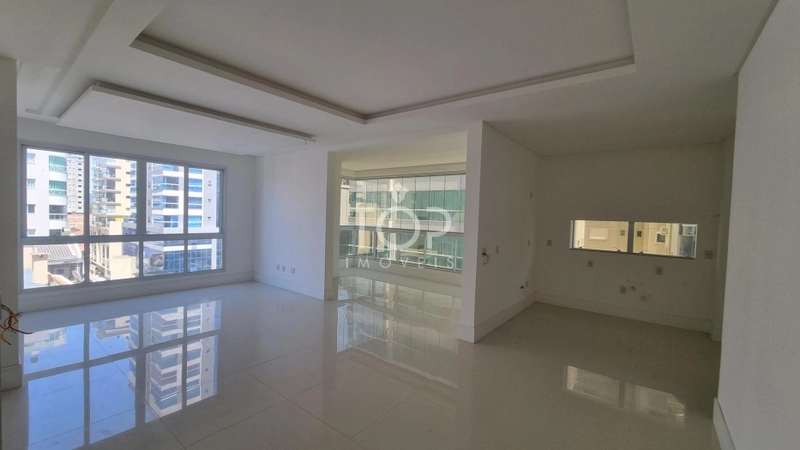 APARTAMENTO EM MEIA PRAIA: 60ª foto da galeria de imagens do imóvel