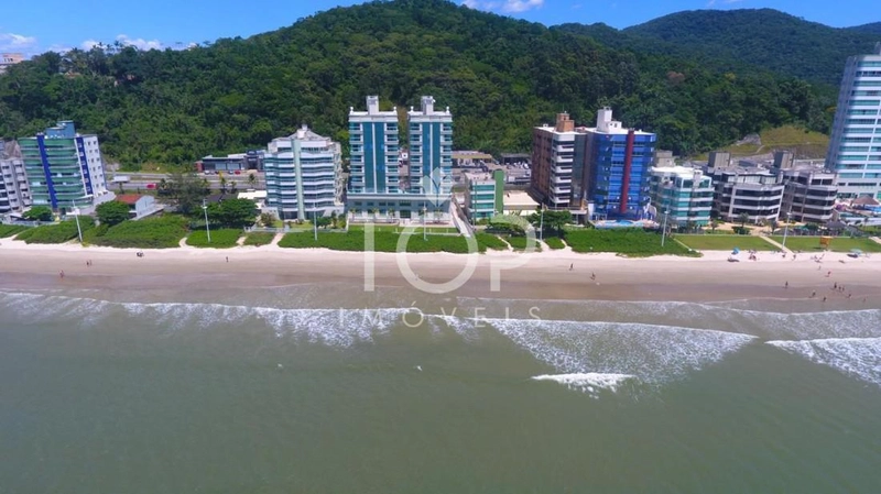 FRENTE MAR, NA BELÍSSIMA MEIA PRAIA. LITORAL / SC: 40ª foto da galeria de imagens do imóvel