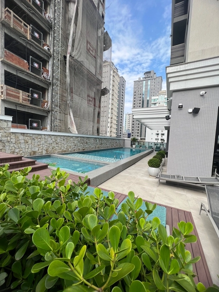 4 SUITES BEM LOCALIZADO MEIA PRAIA: 28ª foto da galeria de imagens do imóvel
