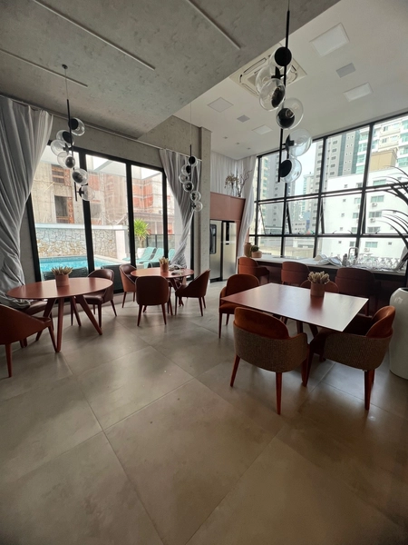 4 SUITES BEM LOCALIZADO MEIA PRAIA: 16ª foto da galeria de imagens do imóvel