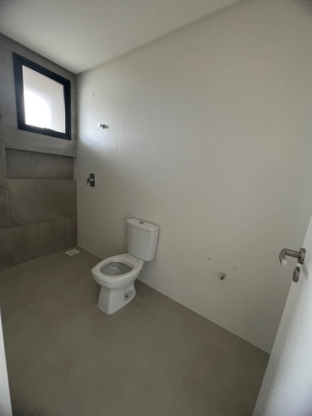 4 SUITES BEM LOCALIZADO MEIA PRAIA: 33ª foto da galeria de imagens do imóvel