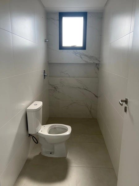 4 SUITES BEM LOCALIZADO MEIA PRAIA: 6ª foto da galeria de imagens do imóvel