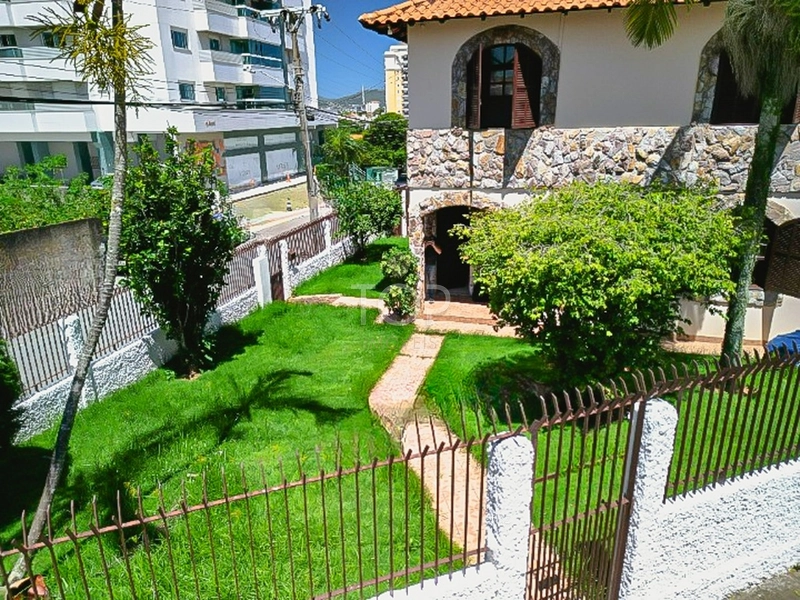 LINDA CASA EM FLORIANÓPOLIS: 3ª foto da galeria de imagens do imóvel
