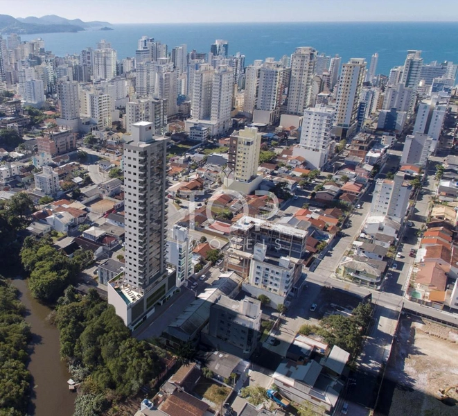LANÇAMENTO EM MEIA PRAIA, ENTREGA 2026: 20ª foto da galeria de imagens do imóvel