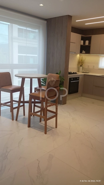 APARTAMENTO FINAMENTE MOBILIADO EM MEIA PRAIA: 10ª foto da galeria de imagens do imóvel