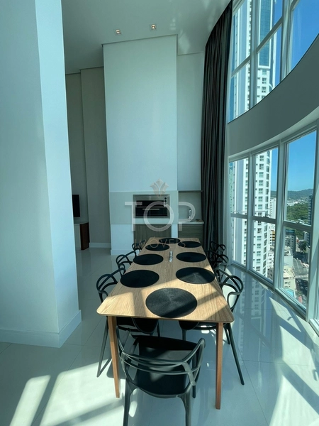 Duplex - Balneário Camboriú: 3ª foto da galeria de imagens do imóvel