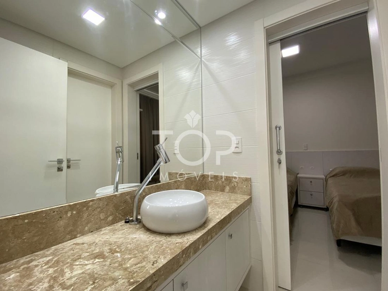 APARTAMENTO VISTA MAR EM MEIA PRAIA!!: 12ª foto da galeria de imagens do imóvel