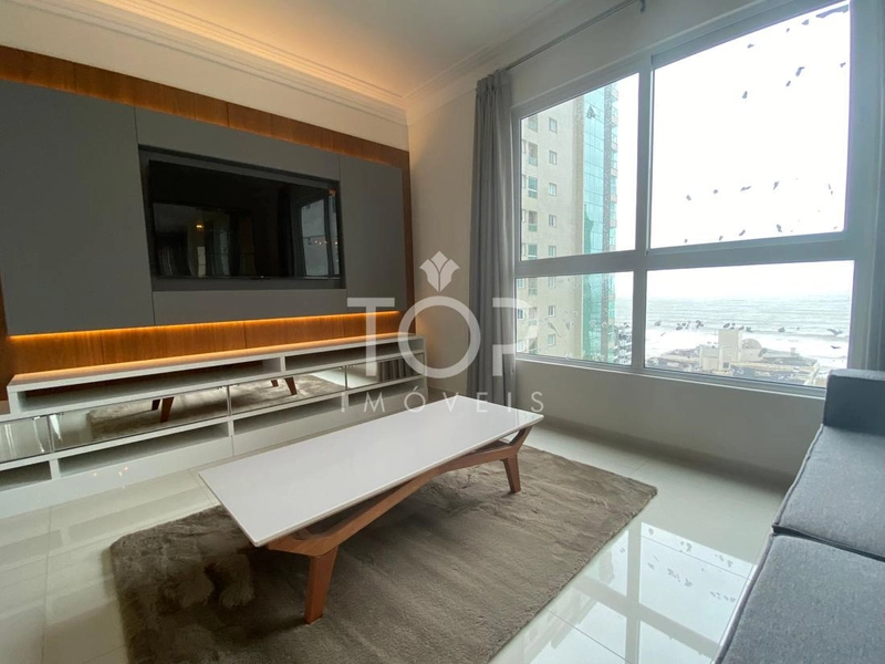 APARTAMENTO VISTA MAR EM MEIA PRAIA!!: 1ª foto da galeria de imagens do imóvel