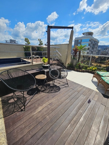 COBERTURA DUPLEX COM PISCINA ITAPEMA MEIA PRAIA: 15ª foto da galeria de imagens do imóvel