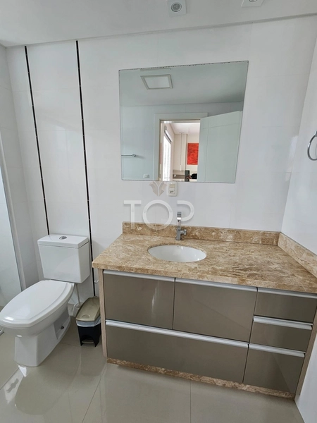 COBERTURA DUPLEX COM PISCINA ITAPEMA MEIA PRAIA: 1ª foto da galeria de imagens do imóvel