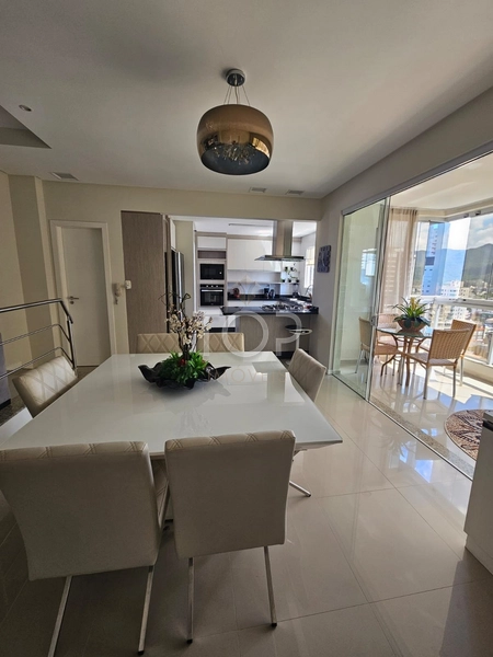 COBERTURA DUPLEX COM PISCINA ITAPEMA MEIA PRAIA: 7ª foto da galeria de imagens do imóvel